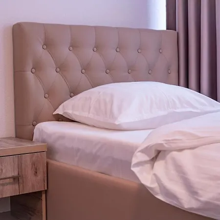 Village Bistro & Bar Hotel Dettingen an der Erms