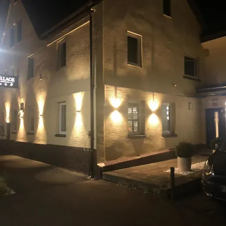 Village Bistro & Bar Hotel Dettingen an der Erms